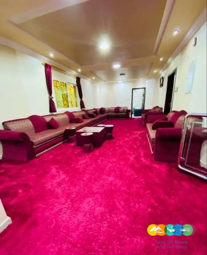 فيلا مؤثثه للبيع م 300