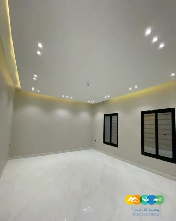 شقق ارضيه وعلويه معها ملحق