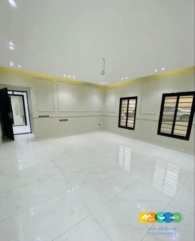 شقق ارضيه وعلويه معها ملحق