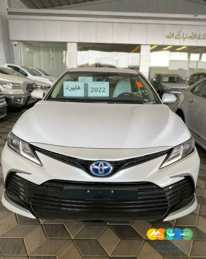 تويوتا كامري LE هايبرد جديد 20
