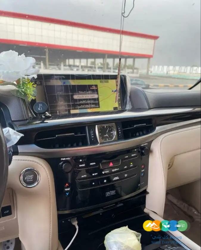 لكزس LX570 فل كامل 2016