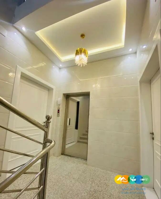 فيلا للبيع ايها حي المشارف