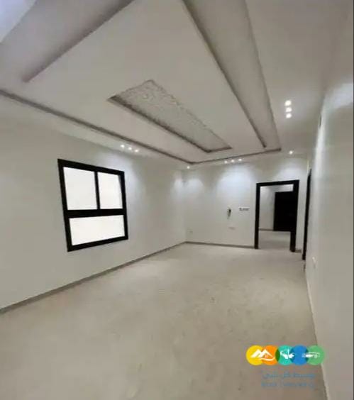 للبيع دور بحي بدر م 335 متر