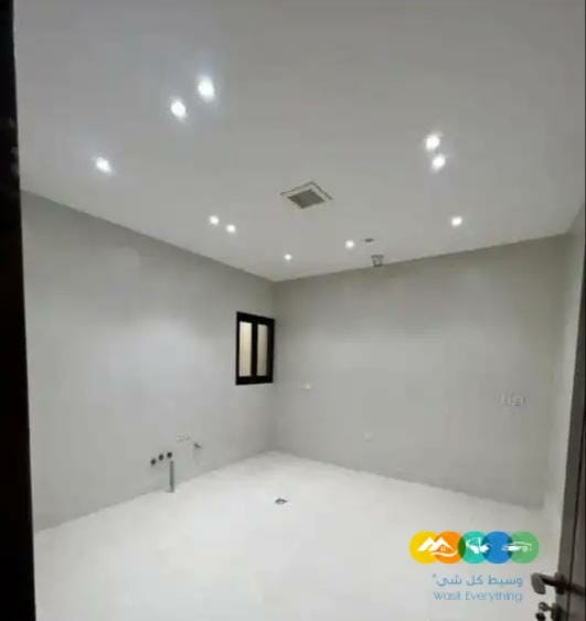 للبيع دور بحي بدر م 335 متر