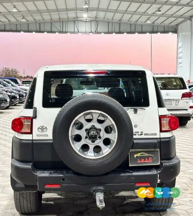 تويوتا – اف جي -2011/ تم البيع