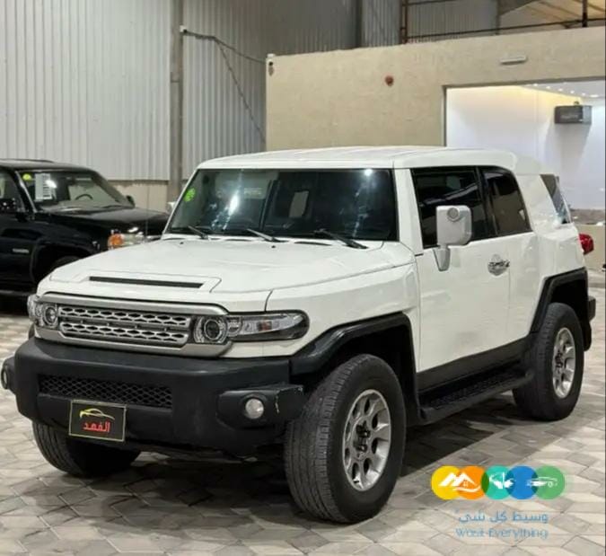 تويوتا – اف جي -2011/ تم البيع