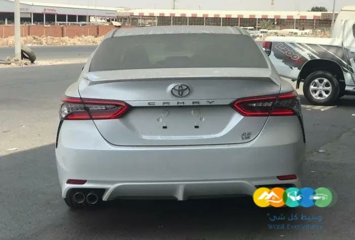 تويوتا كامري SE رياضية 6 سلندر