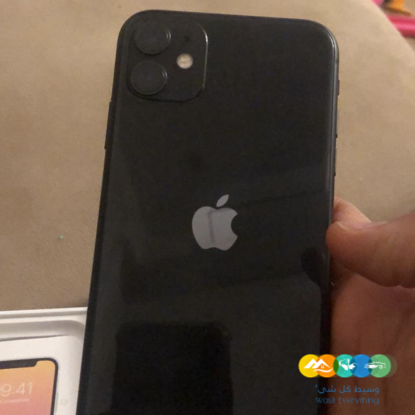 للبيع ايفون ١١ 64g
