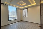 شقه 5 غرف جديده للبيع جاهزة