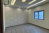 شقه 5 غرف جديده للبيع جاهزة