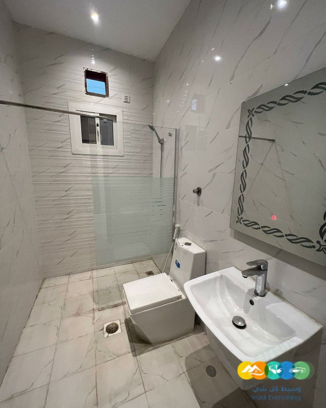 شقة 5 غرف أمامية بمدخلين جاهزة