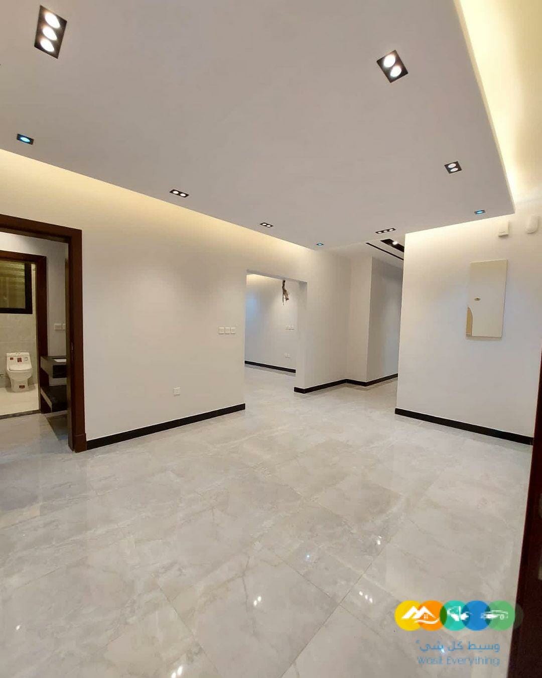 شقة 5 غرف أمامية بمدخلين جاهزة