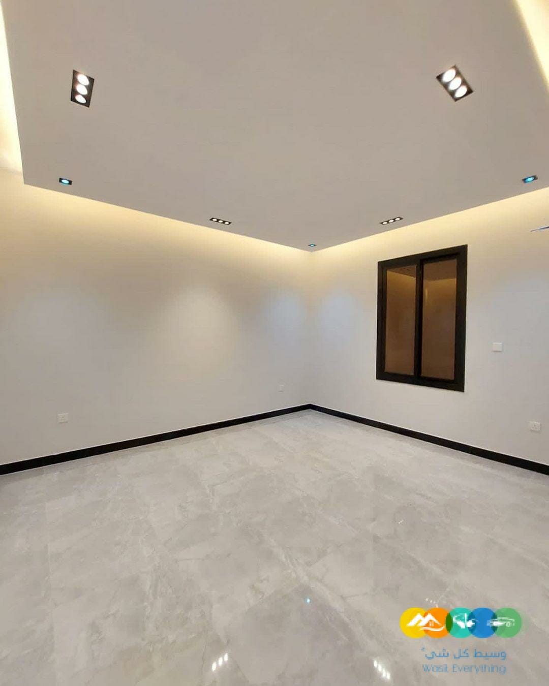 شقة 5 غرف أمامية بمدخلين جاهزة