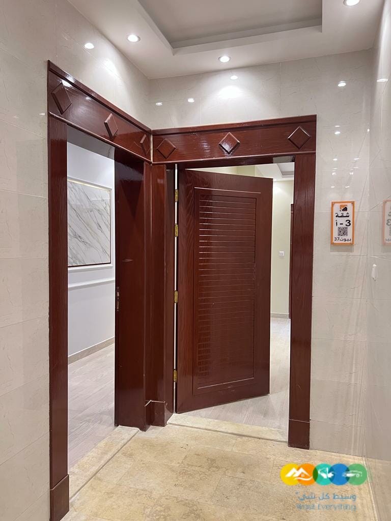 شقة 5غرف بحي السلامة للبيع