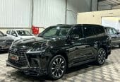 لكزس LX570-2021 بلاك اديشن
