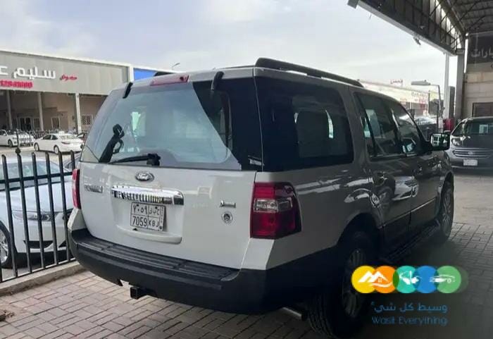 اكسبديشن دبل نظيف ممشى قليل