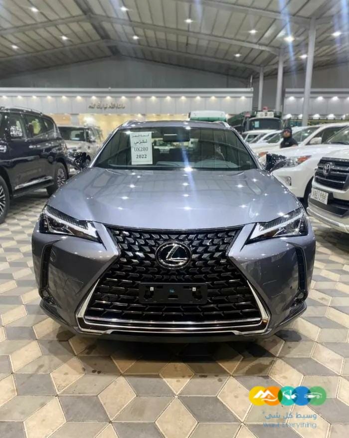 لكزس UX200 سعودي اصفار