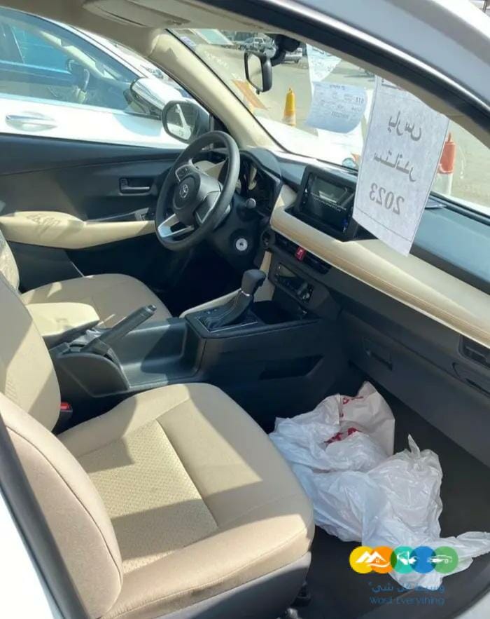 تويوتا يارس Y ستاندر 2023