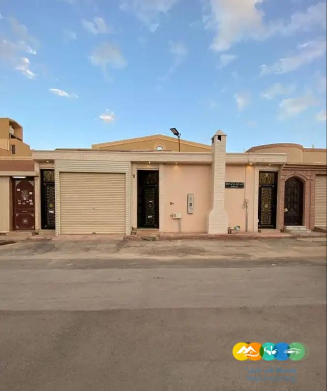 للبيع دور ارضي الرياض حي طويق