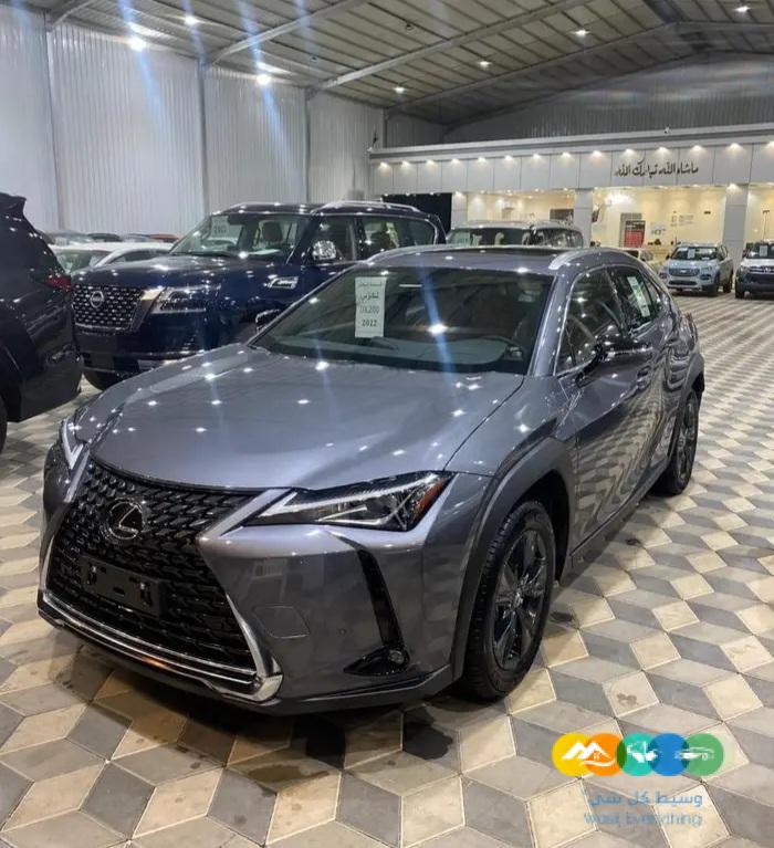 لكزس UX200 2022