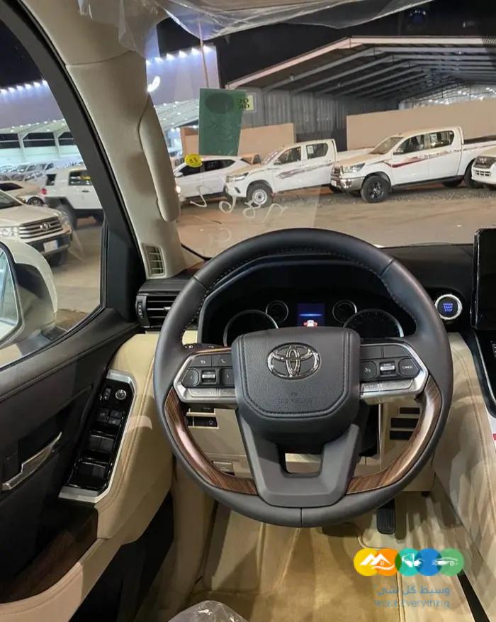 تويوتا جي اكس ار L4 فل كامل