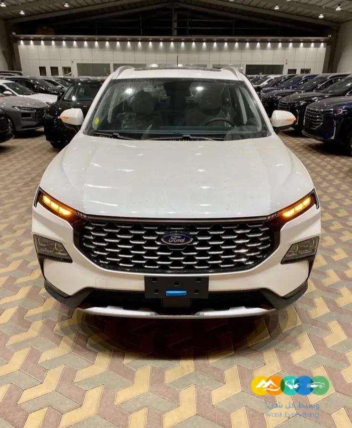 فورد تيريتورى تريند 2023 فتحة