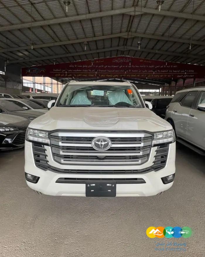 لاندكروزر L3 GXR 2022 أصفار