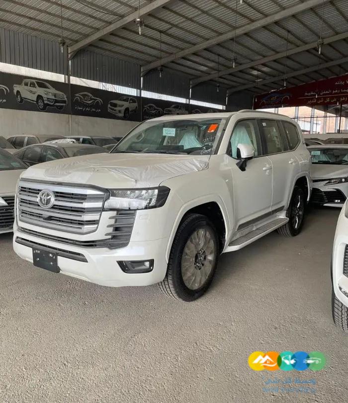 لاندكروزر L3 GXR 2022 أصفار