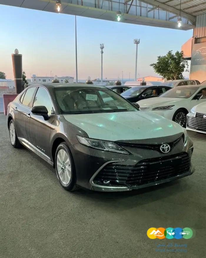 كامري GLE موديل 2022 اصفار