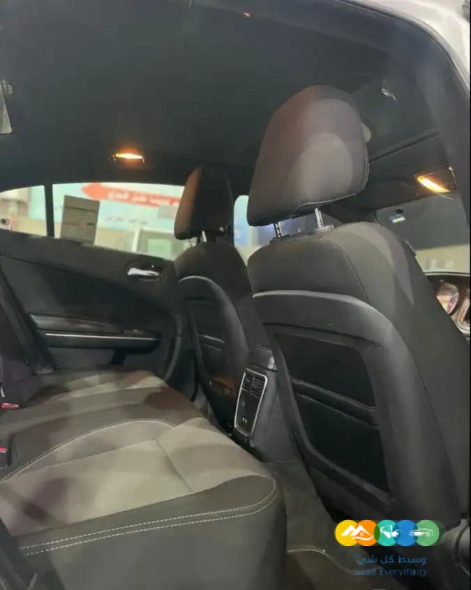 تشارجر م 2015 فل (تم البيع)