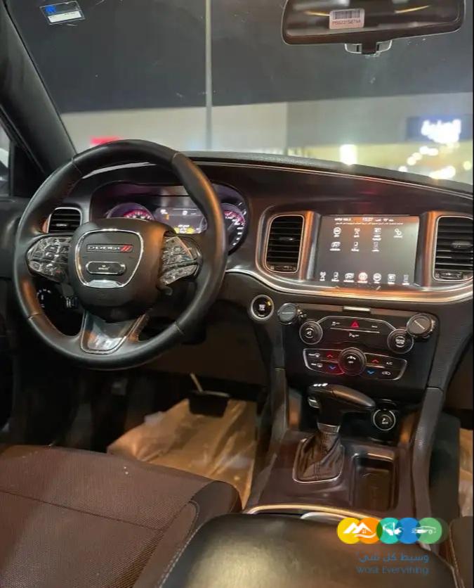 تشارجر م 2015 فل (تم البيع)