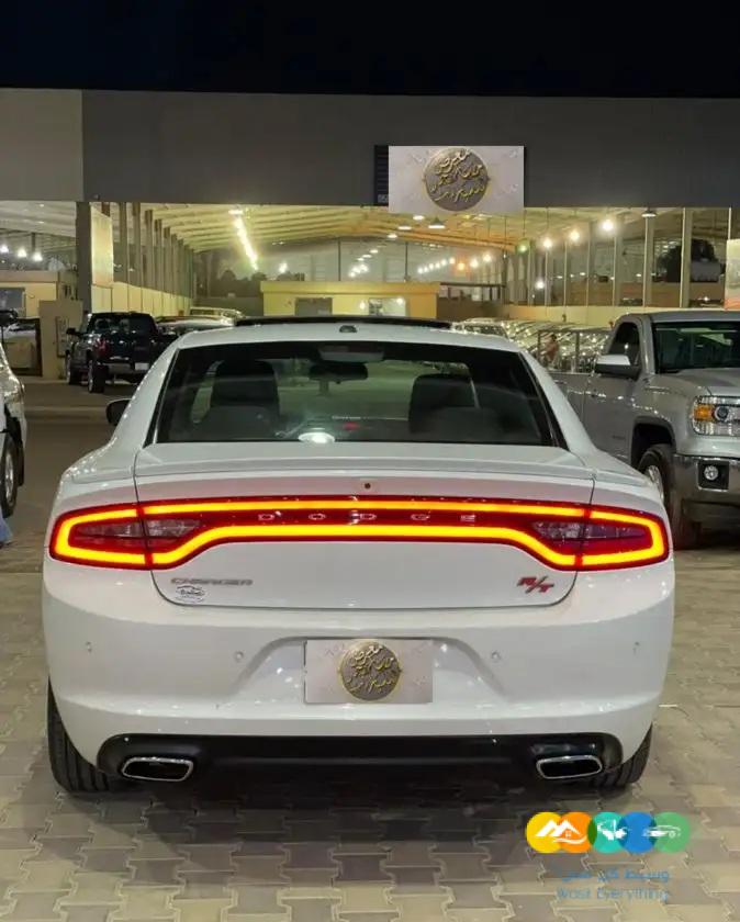 تشارجر م 2015 فل (تم البيع)