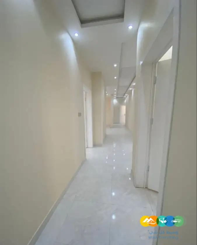 شقق أرضية مستقلة للبيع