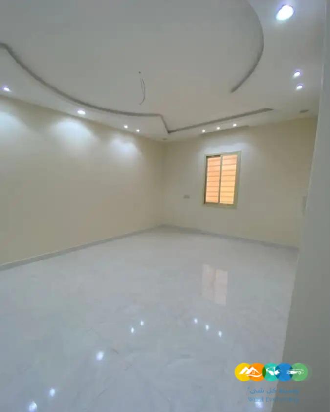 شقق أرضية مستقلة للبيع