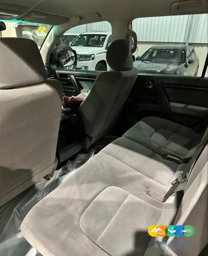 لاندكروزر جي 2009 ((تم البيع))