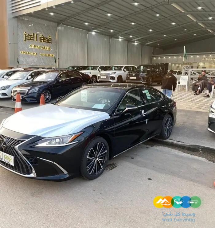 لكزس ES 350 خليجي فل كامل 2022
