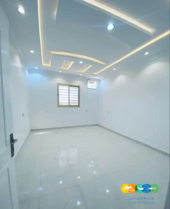 شقق ارضيه ودور اول للبيع