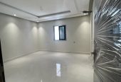 شقه 4غرف فاخره بسعر مغري افراغ