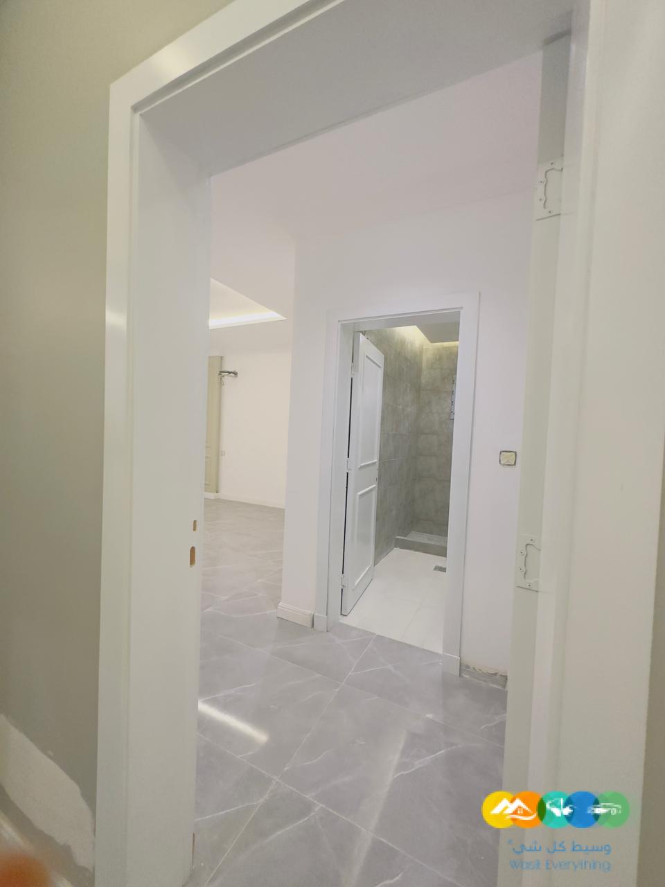 شقه فاخره للبيع 4غرف من المالك مباشره السلامة