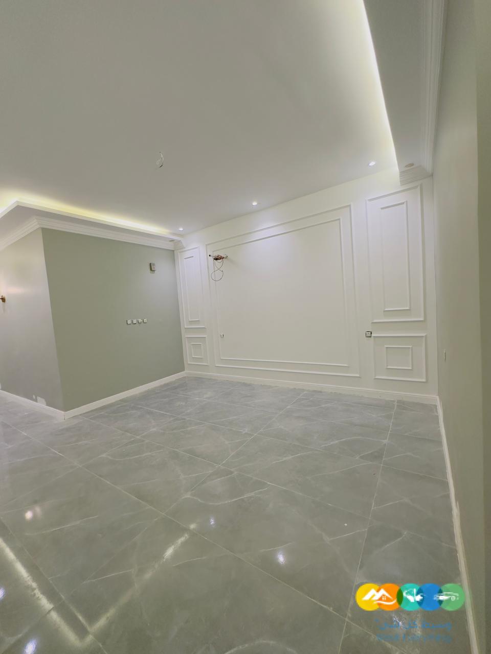 شقه فاخره للبيع 4غرف من المالك مباشره السلامة