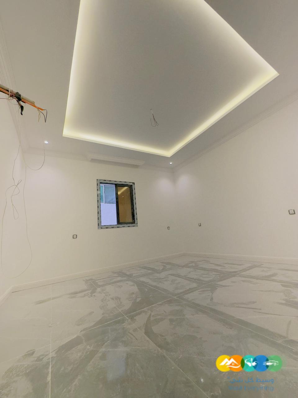 شقه 4 غرف للبيع في حي السلامه