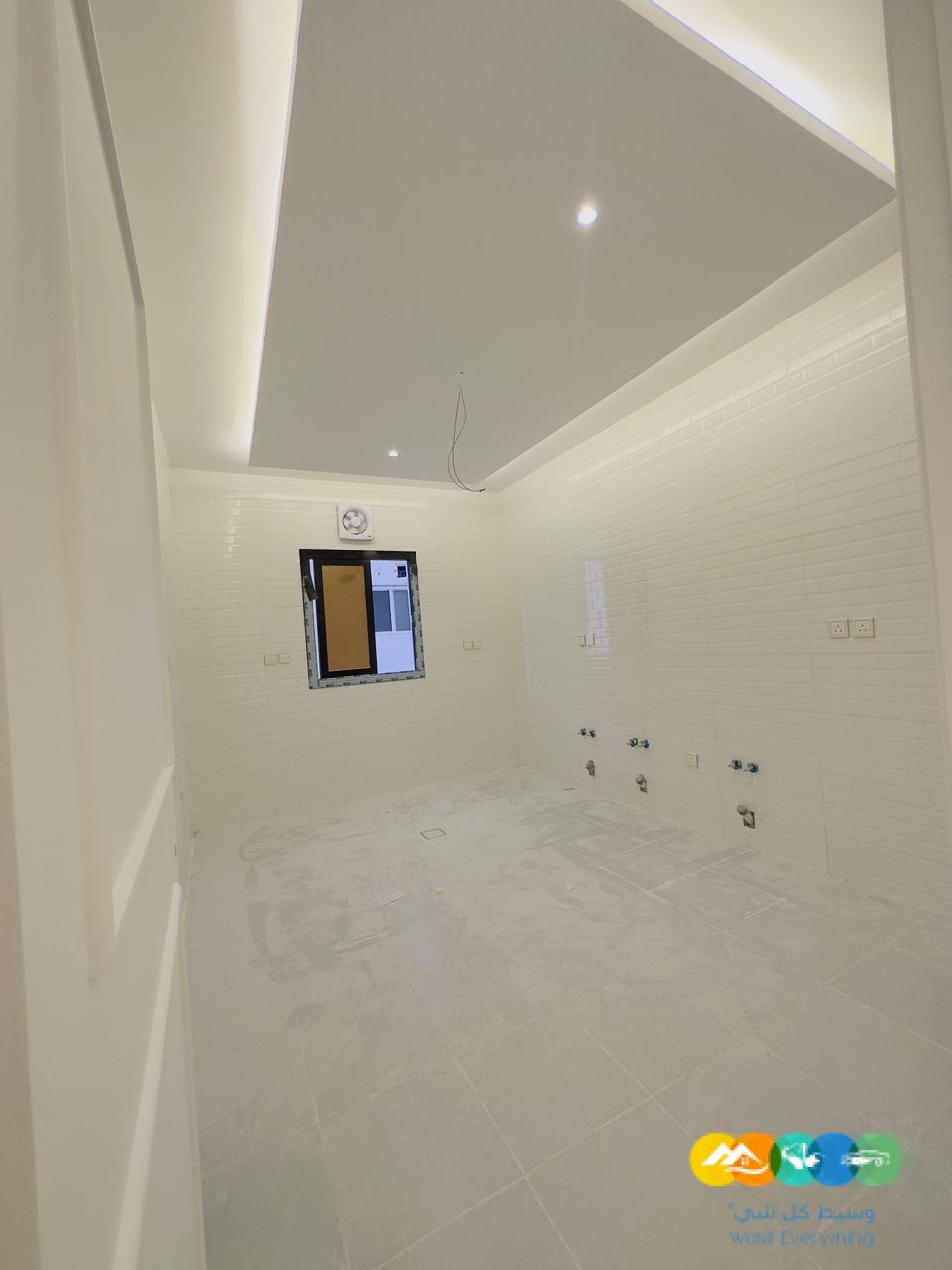 شقه 4 غرف للبيع في حي السلامه