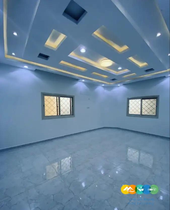 شقق ارضية وعلويه للبيع