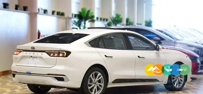 تورس تريند 2023 ابيض نص فل