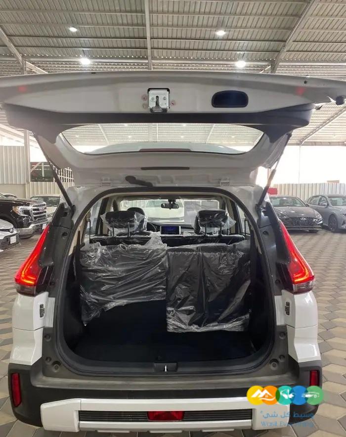 ميتسوبيشي اكسباندر كروس