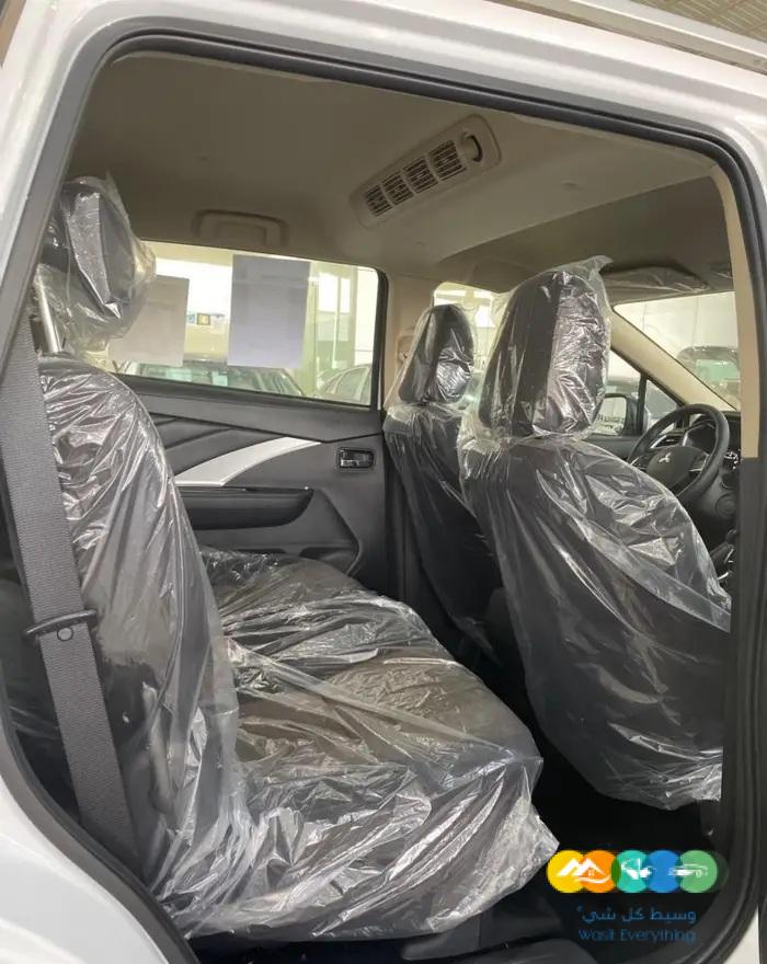 ميتسوبيشي اكسباندر كروس