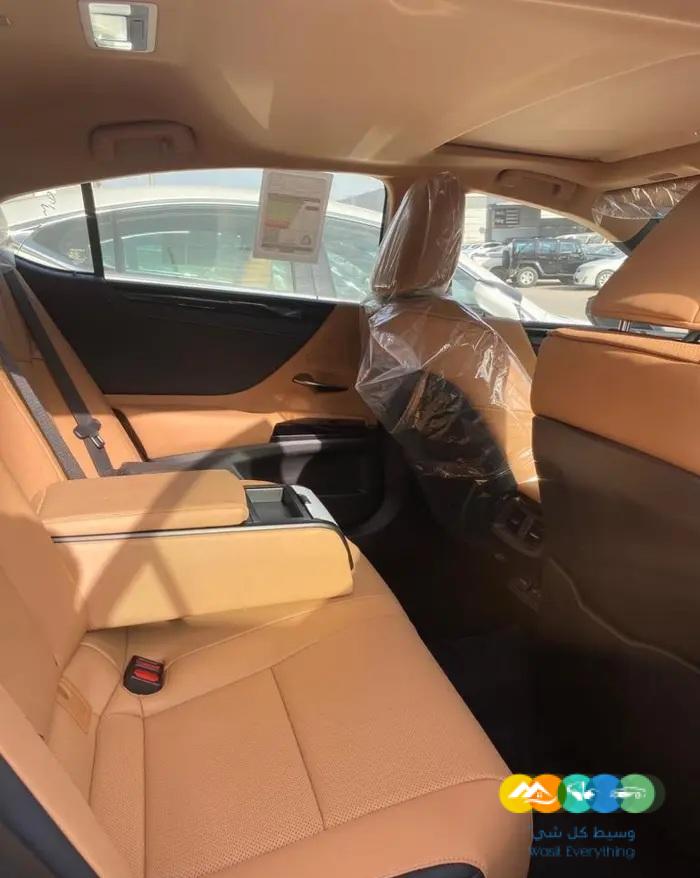 لكزس 250 ES موديل 2023