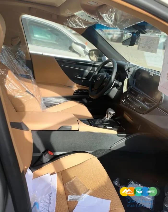 لكزس 250 ES موديل 2023