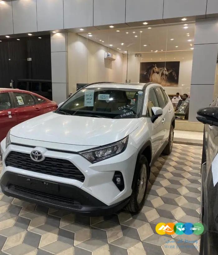 تويوتا رافور فل كامل فتحه سقف