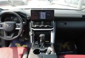 تويوتا لاندكروزر VXR ديزل 3.3L